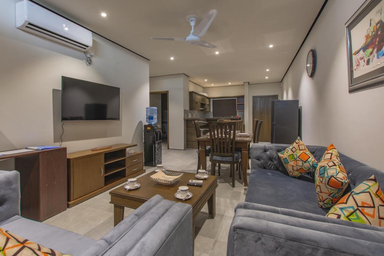 Trivelles Executive Suites Islamabad Ngoại thất bức ảnh