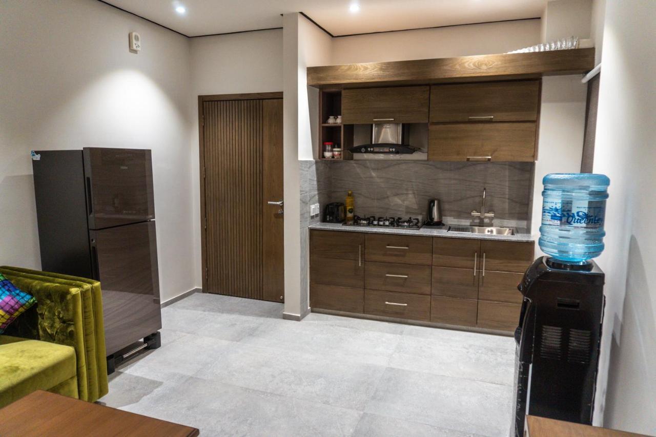 Trivelles Executive Suites Islamabad Ngoại thất bức ảnh
