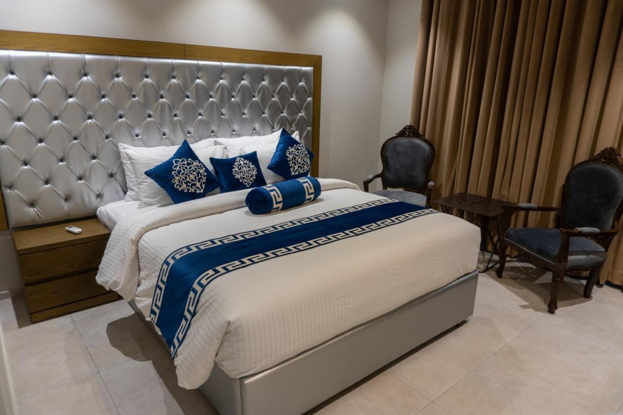 Trivelles Executive Suites Islamabad Ngoại thất bức ảnh