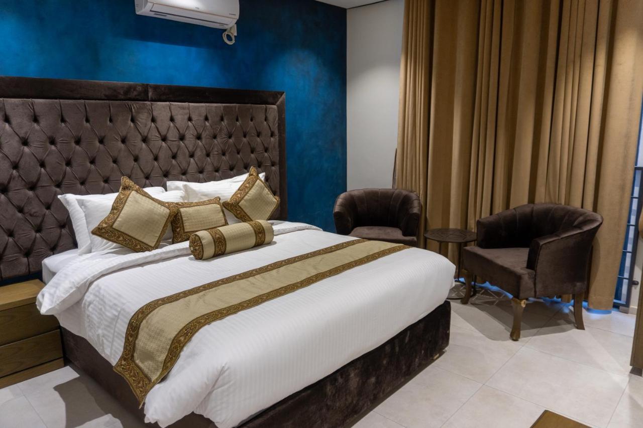 Trivelles Executive Suites Islamabad Ngoại thất bức ảnh