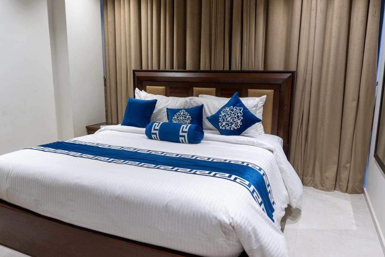 Trivelles Executive Suites Islamabad Ngoại thất bức ảnh