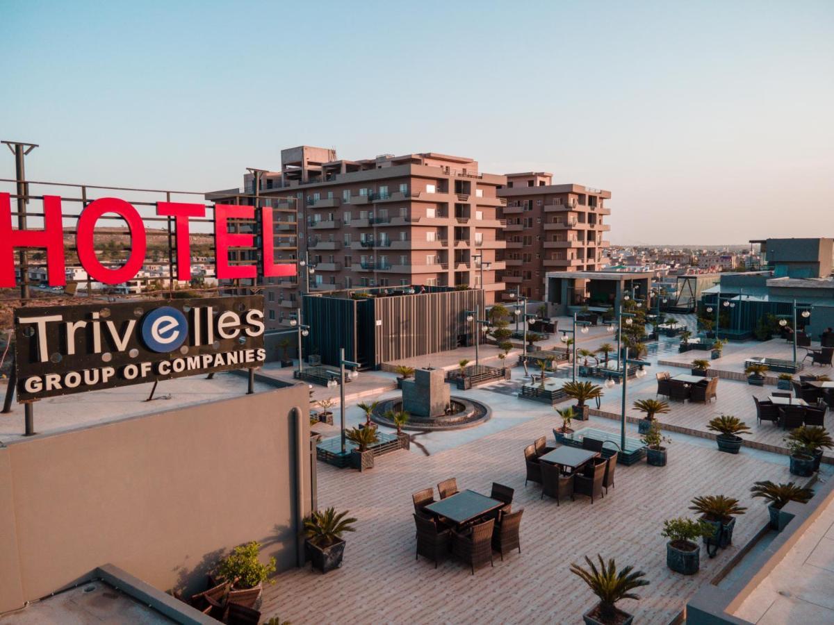 Trivelles Executive Suites Islamabad Ngoại thất bức ảnh